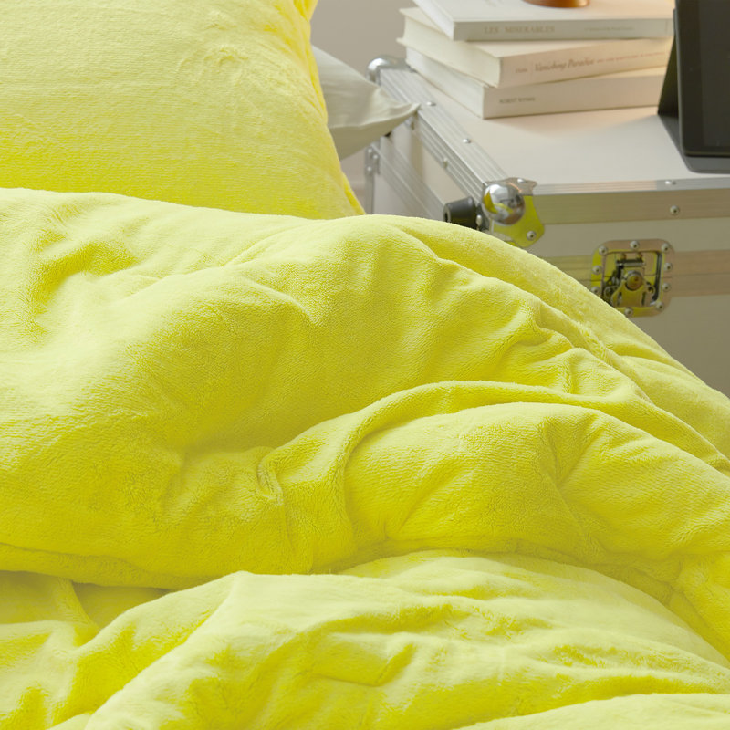 Coma Inducer Neon Nights Oversized Comforter Set, Twin Extra Long Comforter+ 1 Standard Sham, Yellow