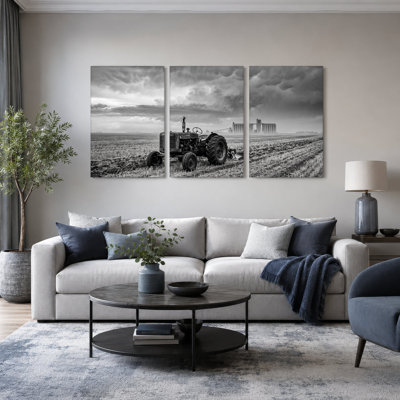 «Vintage Farm Tractor in Harvest Field», ensemble de 3 toiles d'art