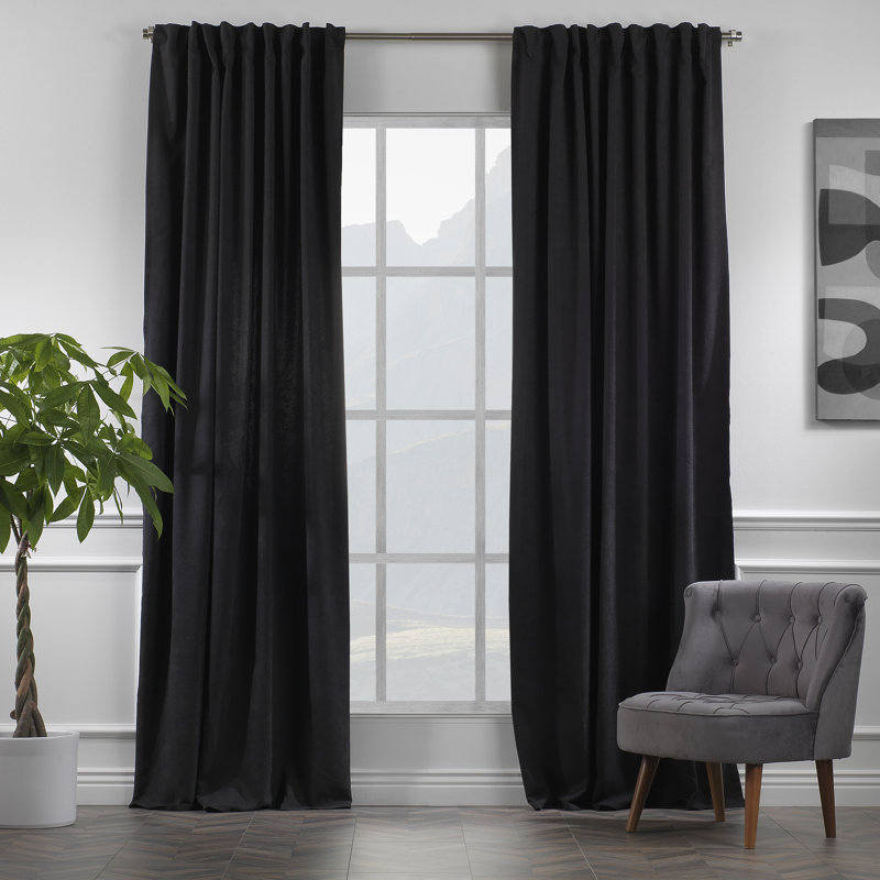 Paire de rideaux obscurcissant avec pattes de couleur unie, L 52 po x L 63 po, Black