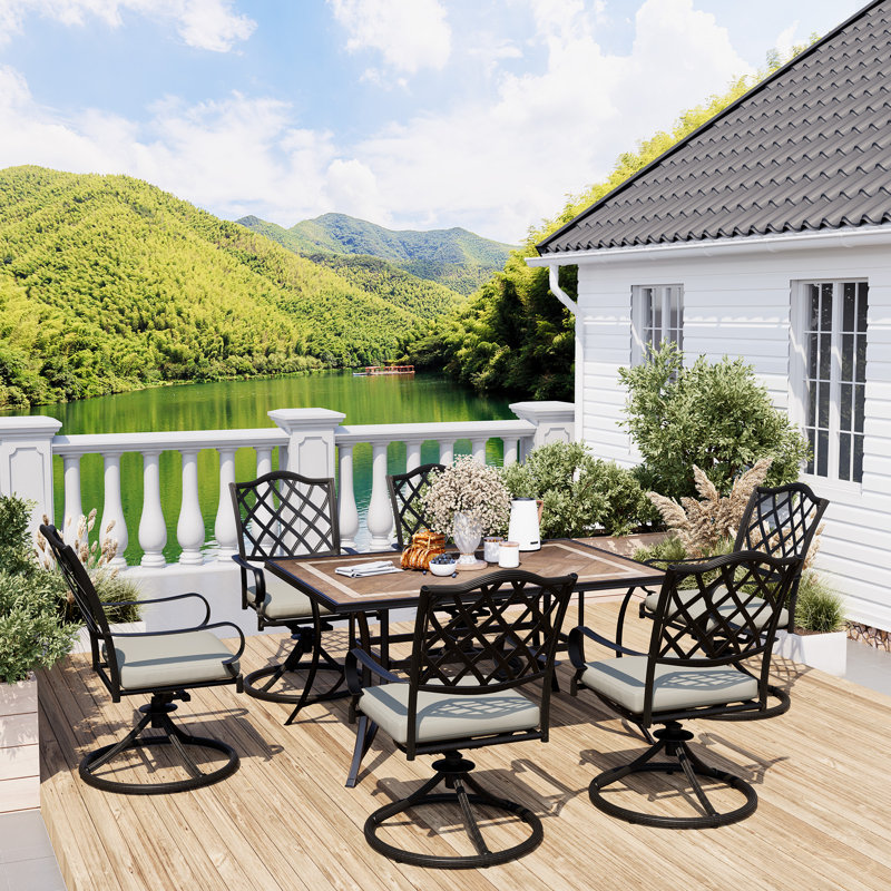 Ensemble repas extérieur pour 6 personnes Ashad, 39,76 po P x 67,72 po L x 28,35 po H, Brun