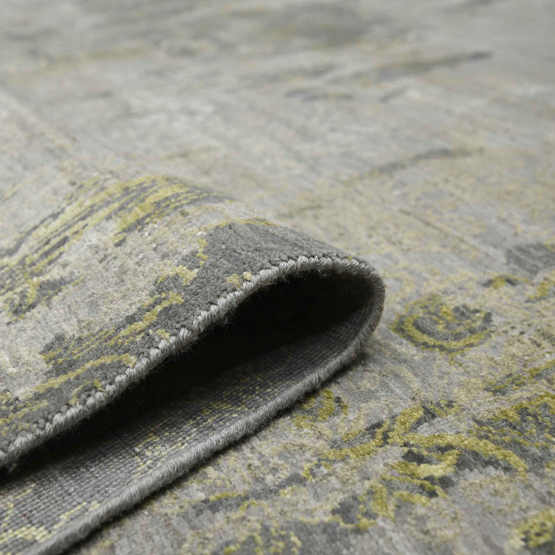 Pearl Geometric Area Rug in Gray, Rectangle 8' x 10'