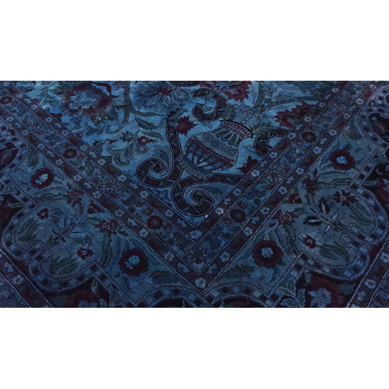 Tapis bleu marine noué à la main de haute qualité