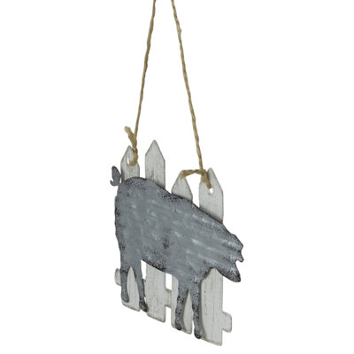 Ornement de Noël 7 po en forme de cochon rustique avec clôture blanche