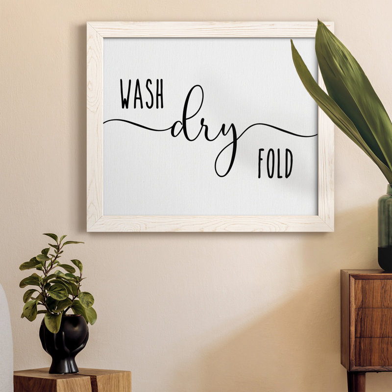 «Wash Dry Fold», art textuel sur toile, H 20 po x l 17 po x P 1,5 po, Blanc
