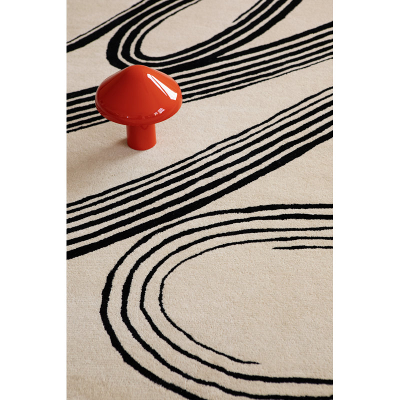 Decor Hand Tufted Wool Abstract Area Rug in Black/Soft Sand, Rectangle 5'3" x 7'6"