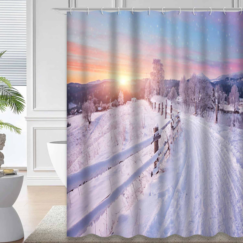 Rideau de douche avec 12 crochets Winter Road Snow Trees, L 72 po x l 84 po