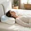 Oreiller en mousse à mémoire de forme en forme de papillon, oreiller ergonomique pour lit de soutien avec housse respirante en soie glacée, oreiller en mousse à rebond élevé pour les personnes qui dorment sur le côté, le dos et le ventre, taille 23,6 po x 15,4 po x 5 po-304711374
