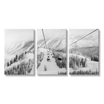 «Snowy Ski Mountain Tops Landscape Gondola Ride Adventure Triptych», ensemble d'art sur toile tendue par Danita Delimont