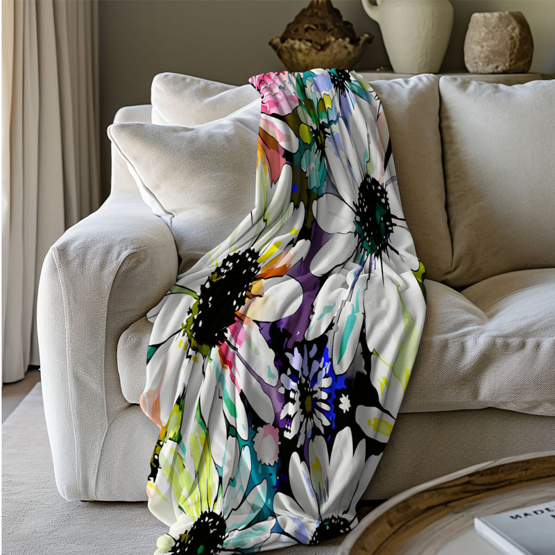 Throw Blanket, Lit simple