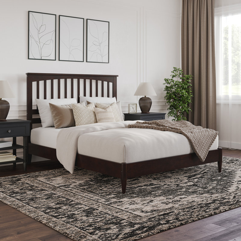Lit plateforme en bois massif Aritra, Espresso, Grand