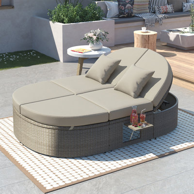 Chaise longue d'extérieur en osier Xhuliana 