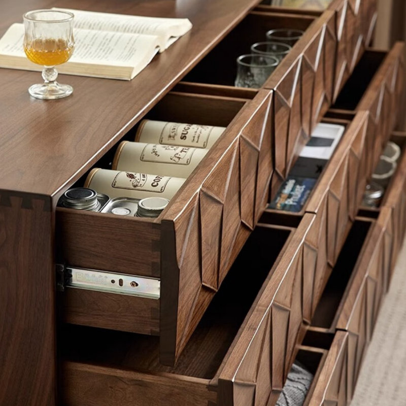 Buffet rétro sculpté, H 31,5 po x l 62,99 po x P 17,72 po