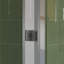 Douche coulissante lisse en aluminium pour salle de bain contemporaine