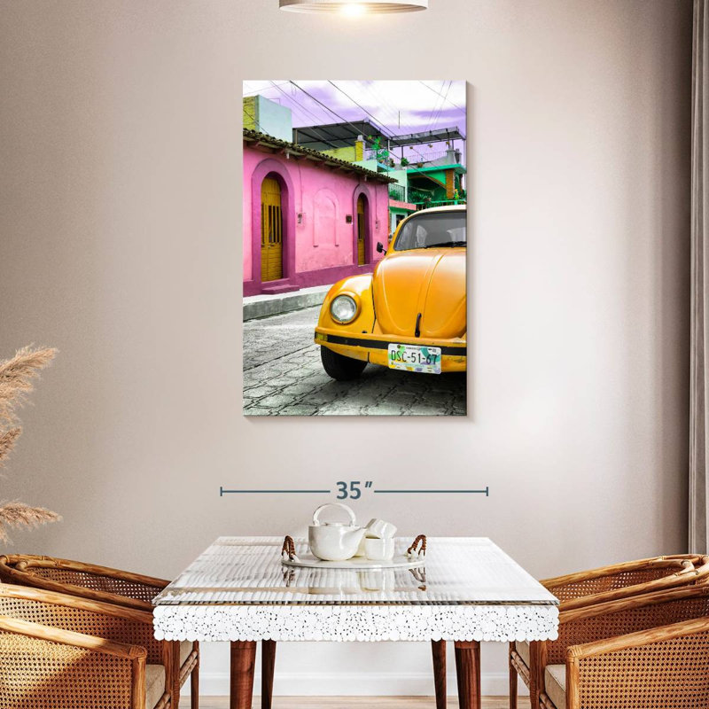 Voiture Meet jaune Beetle, H 45 po x l 30 po