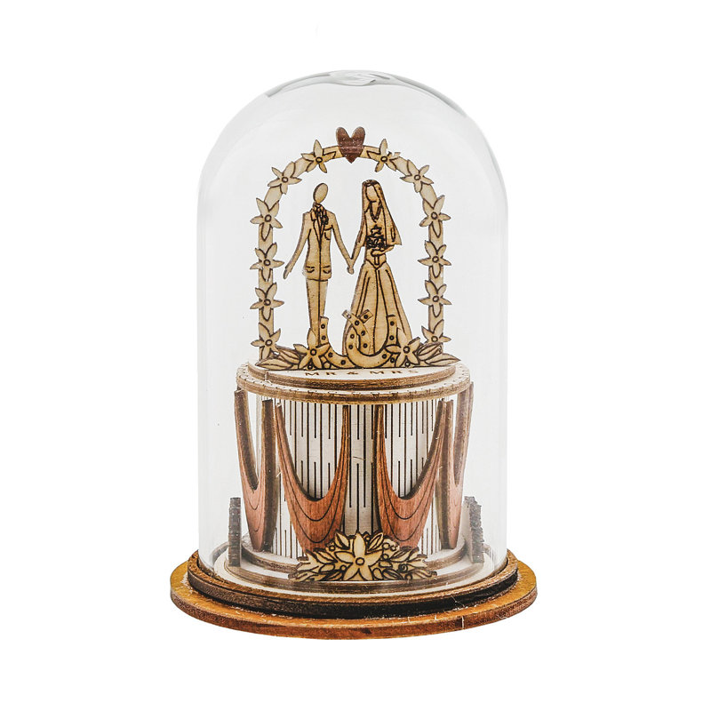 Figurines & Sculptures