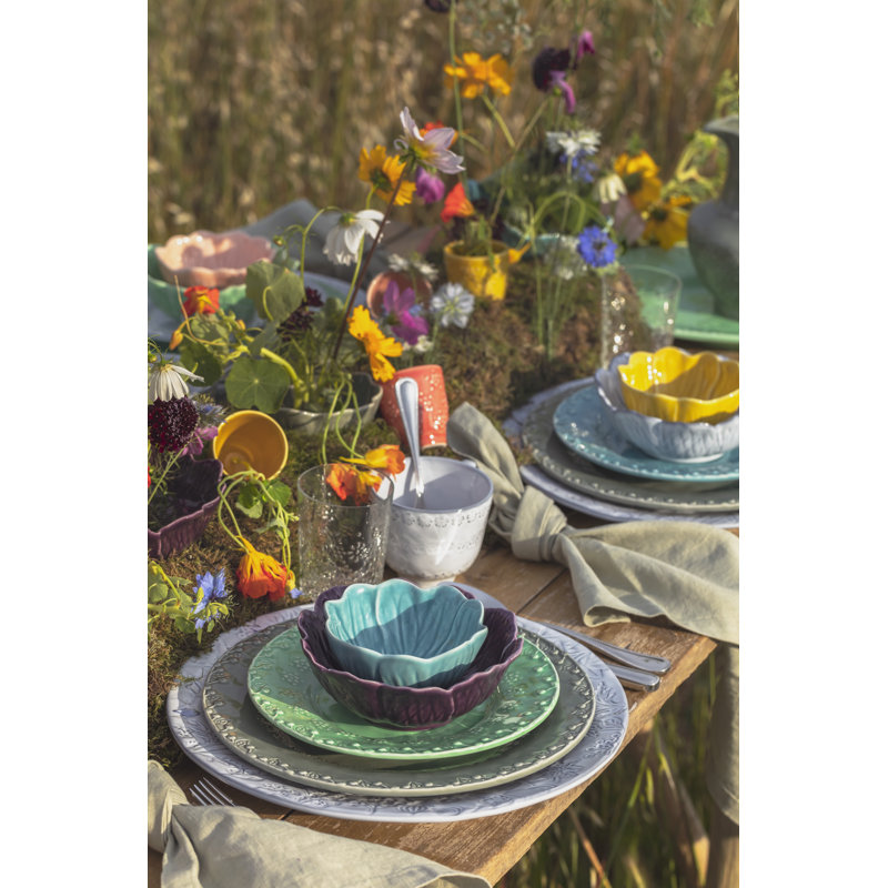 Flora Earthenware Salad/Dessert Plate, Blue