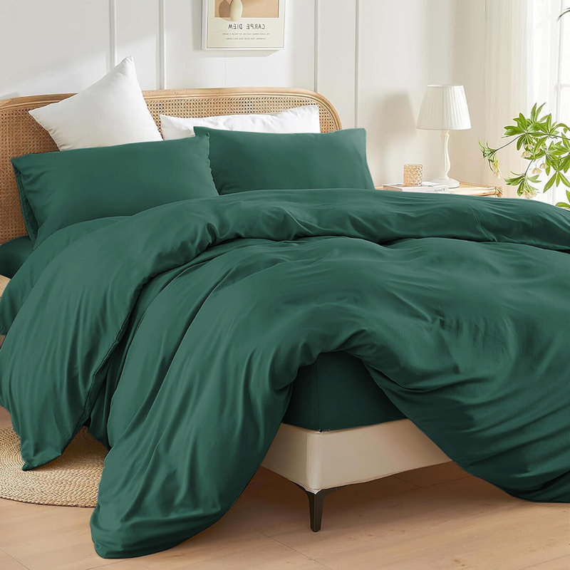 Luxurious 4-Piece Microfiber Duvet Complete Cover Set, Double Duvet Cover Set + 3 Additional Pieces, Emerald