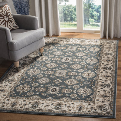 Tapis oriental performance Briarcliff