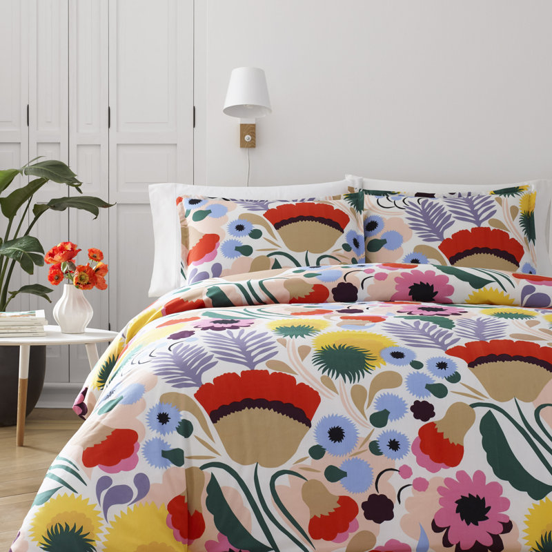 Marimekko Ojakellukka Comforter Set, Full/Queen Comforter + 2 Standard Shams