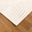 Tapis moderne à formes abstraites-120841290