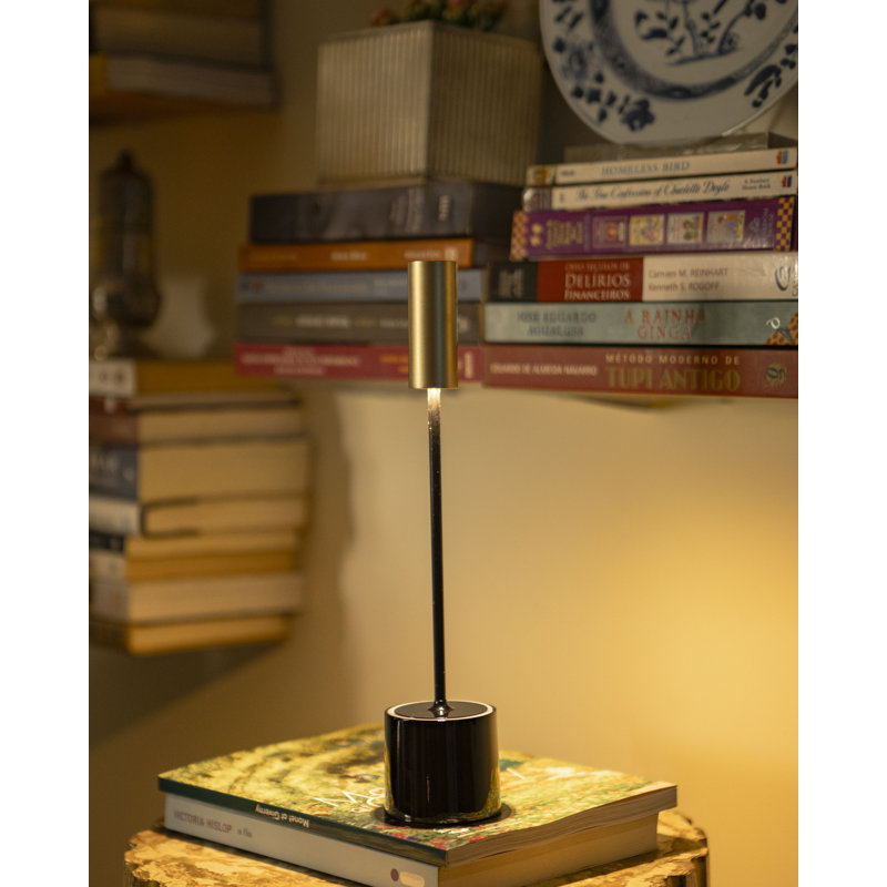 Carolina Pro, Jet Black / Brushed Brass
