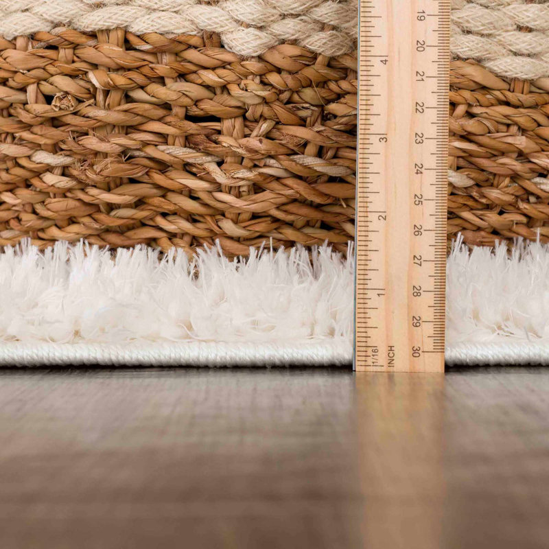 Tapis beige à poils longs Nereen, Rectangle 4 pi x 5 pi 7 po