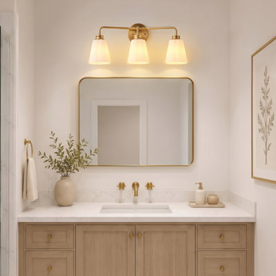 Luminaire de meuble-lavabo moderne en laiton poli 3 lumières avec abat-jour en verre