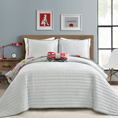  Fire Truck Quilt Set