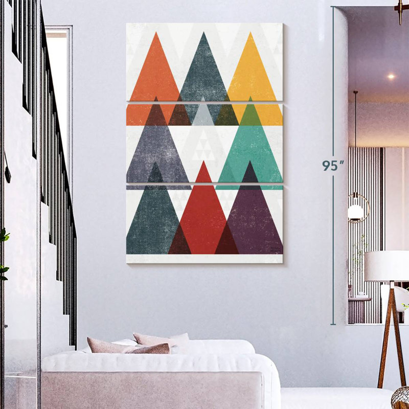 Avery Mod Triangle Retro, 74'' H x 48'' W