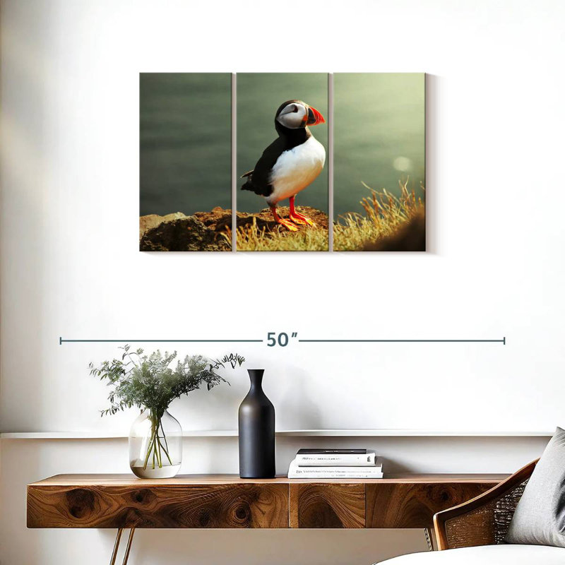 Brampt Proud Puffin, 20" H x 33" W