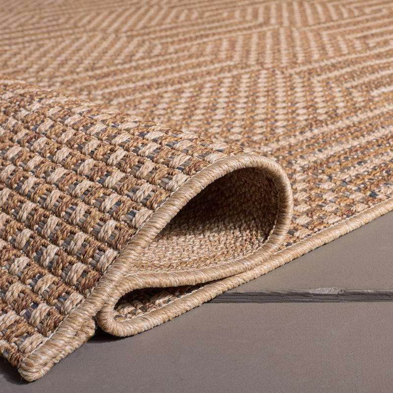 Tapis intérieur / extérieur Skellytown, Rectangle 5 pi 3 po x 7 pi 6 po