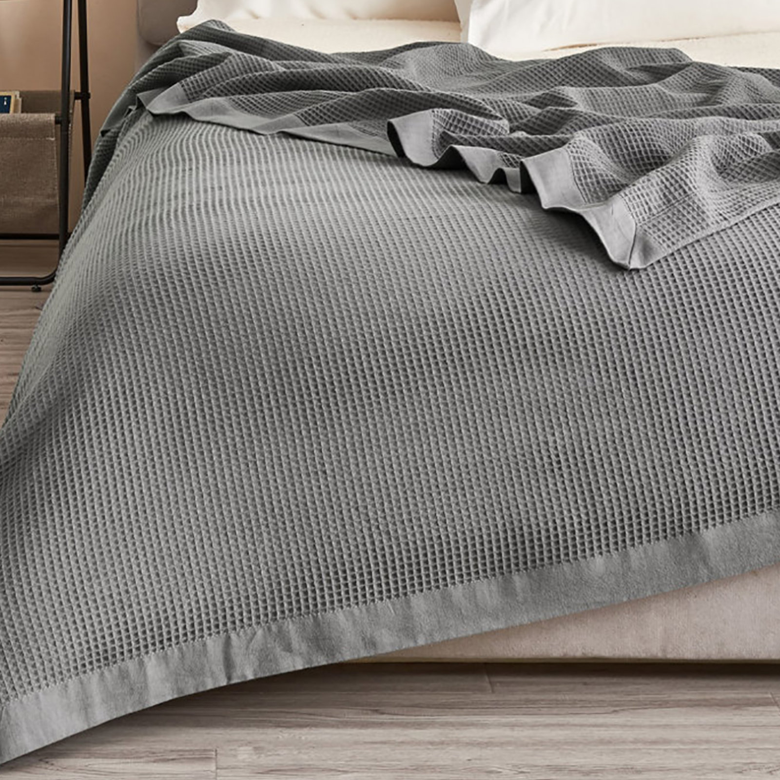 100% Cotton Lightweight Waffle Weave Summer Blanket, King, Light Gray
