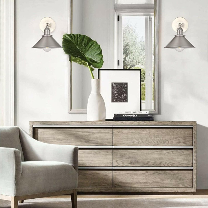 Ambir Armed Sconce, Chrome