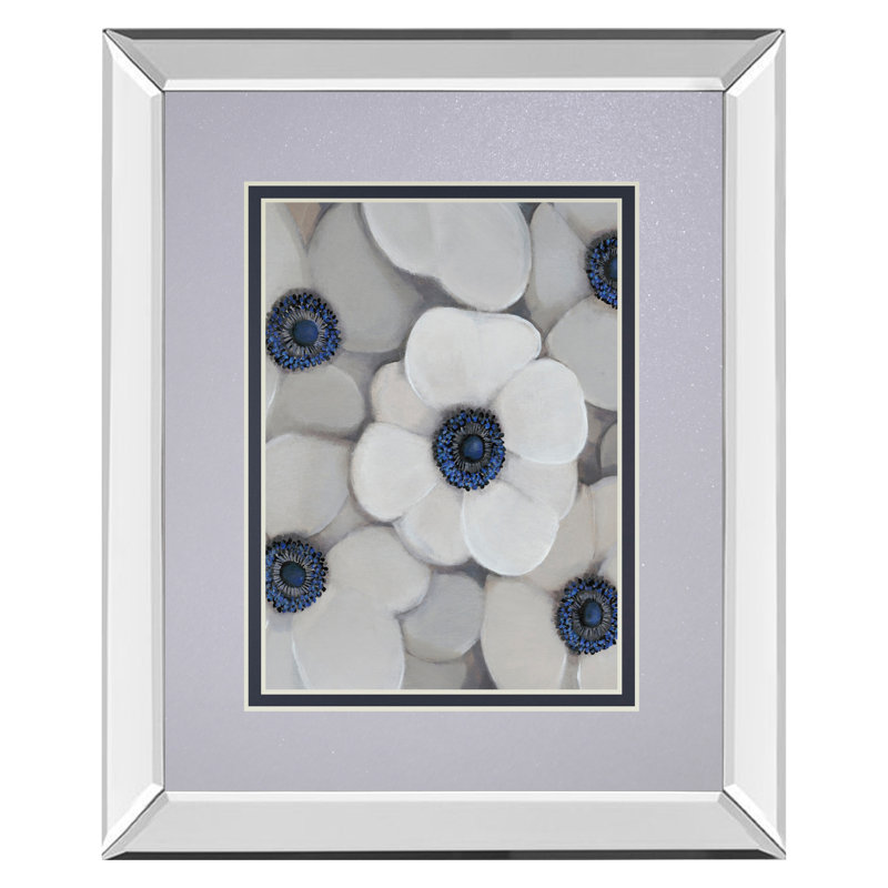 Art mural blanc anémone I - 34 po x 40 po - Cadre en miroir