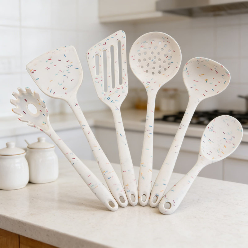 Ensemble d'ustensiles de cuisine en silicone 6 pièces avec noyau en acier inoxydable, résistant à la chaleur jusqu'à 480 ° F, conception anti-égratignure pour batterie de cuisine antiadhésive, lavable au lave-vaisselle