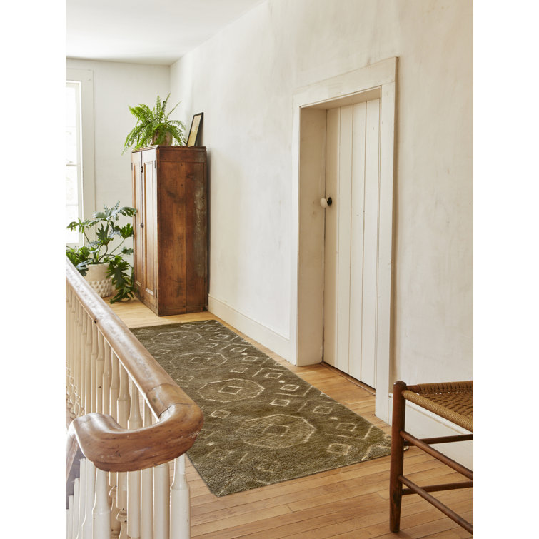 Rastro Hand Tufted Area Rug