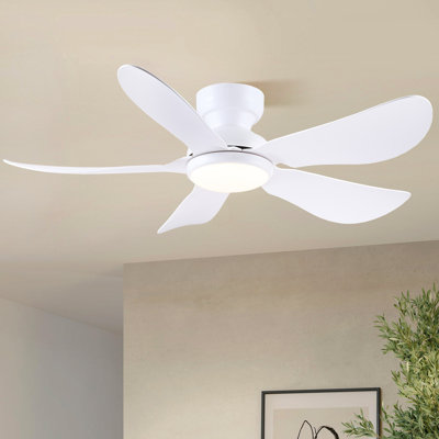 Ventilateur de plafond encastré avec lumière et télécommande / app