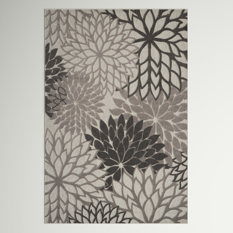 Arnkell Floral Machine Woven Indoor / Outdoor Area Rug, Rectangle 7'10" x 10'6"