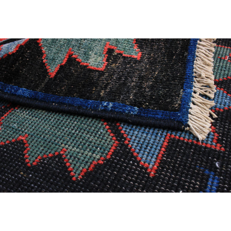 Tapis carré en laine noué à la main noir et rouge unique 6 pi 3 po années 2010 Quiln