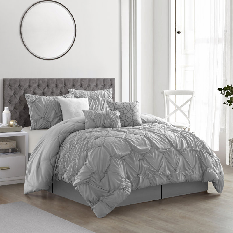 Ensemble d'édredon en microfibre 7 pièces istana, Gris, Édredon de très grande taille et 6 pièces suppl