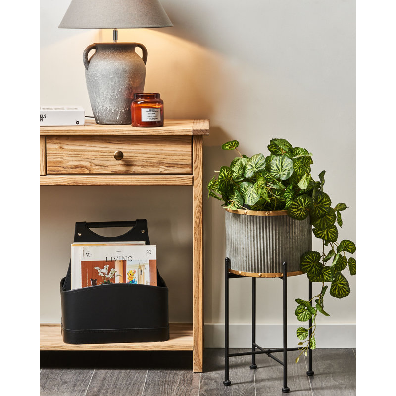 FEUILLE Metal Elevated Planter