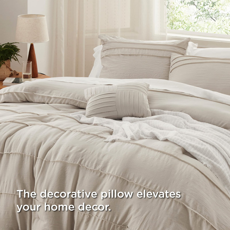 Bedsure Pinch Pleat Comforter Set Boho Bed-in-A-Bag Bedding Set with  Pillowcases for All Season, Olive Green