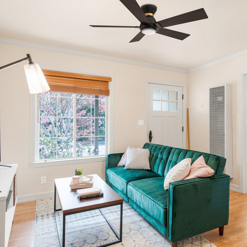 Ventilateur de plafond intelligent de 52 pouces avec télécommande Ascender, ensemble d'éclairage inclus, fonctionne avec l'assistant Google, Amazon Alexa et les raccourcis Siri.