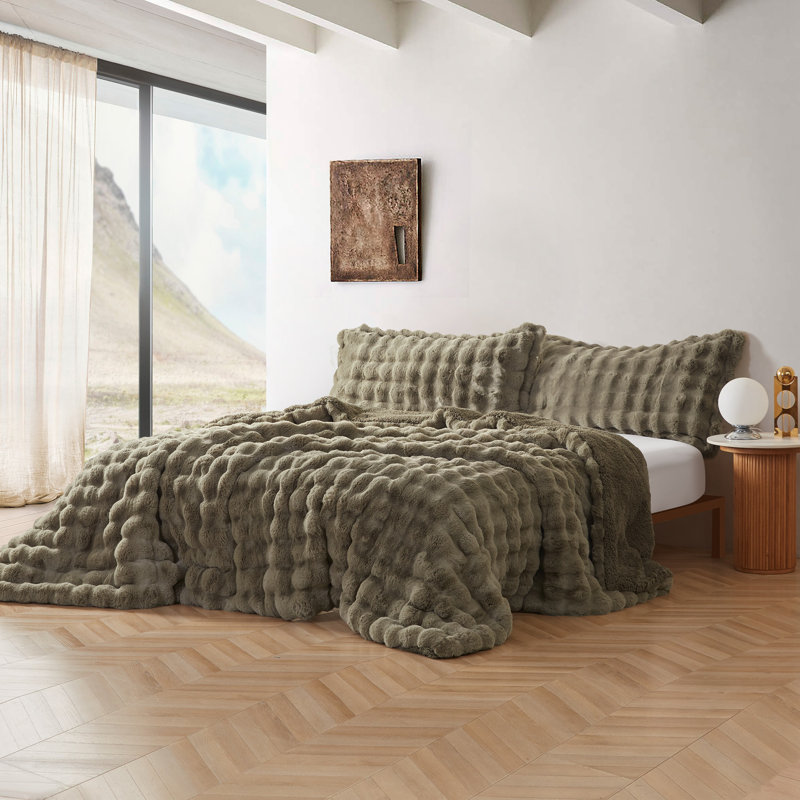 Ensemble d'édredon en fausse fourrure Coma, Édredon pour très grand lit + 2 très grandes ta, Vert