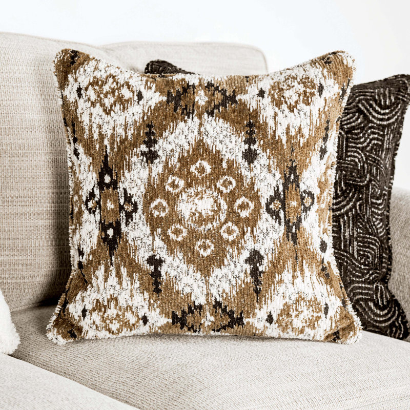 Harriette Loveseat