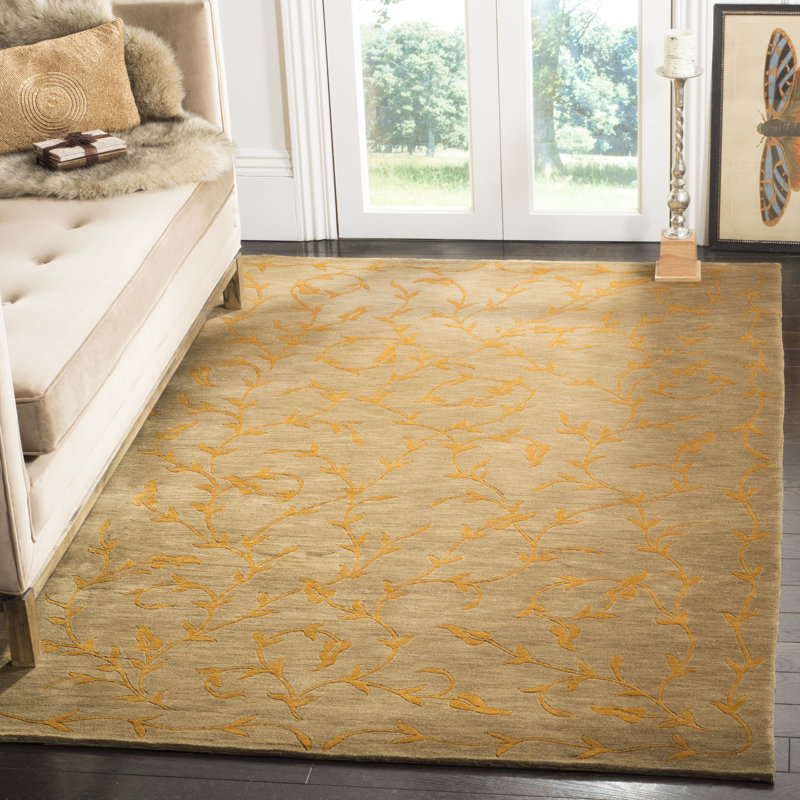 Claussen Floral Hand Knotted Silk/Wool Gold Area Rug, Rectangle 6' x 9'