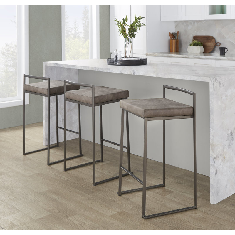Tabouret de bar et de comptoir empilable Brieon (ensemble de 3), Tabouret de comptoir (siège d'une hauteur de 27 p