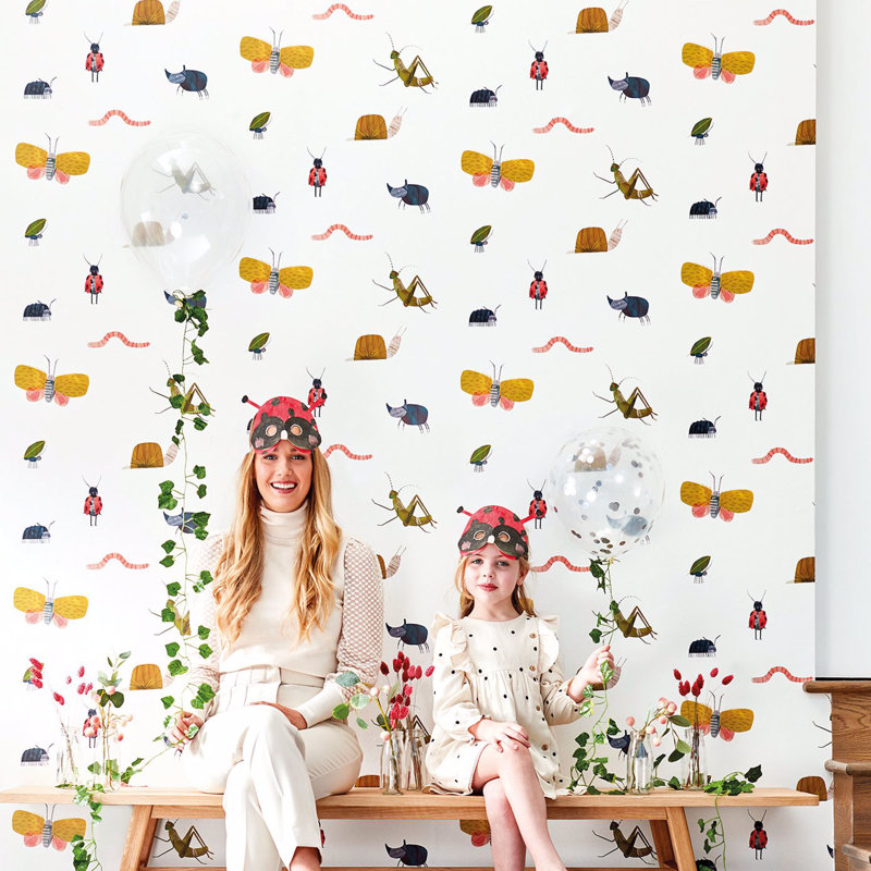 Garden Friends Wallpaper