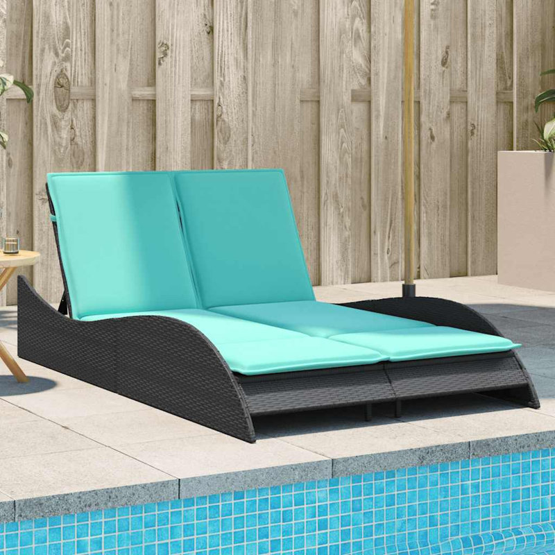 Outdoor Lounge Chair