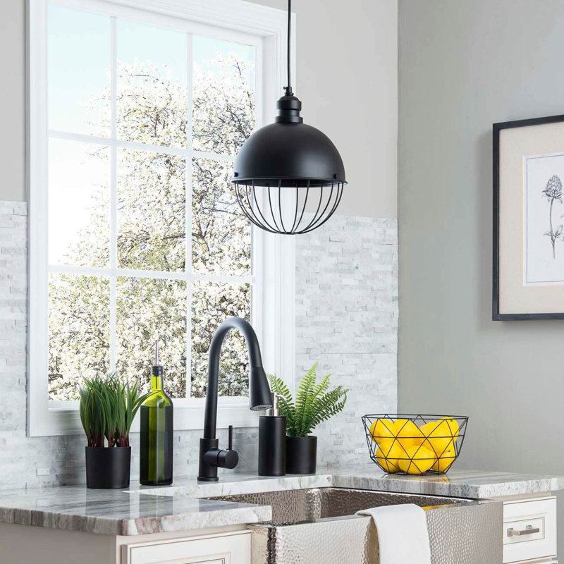 Folki 1 - Light Single Pendant, Matte Black